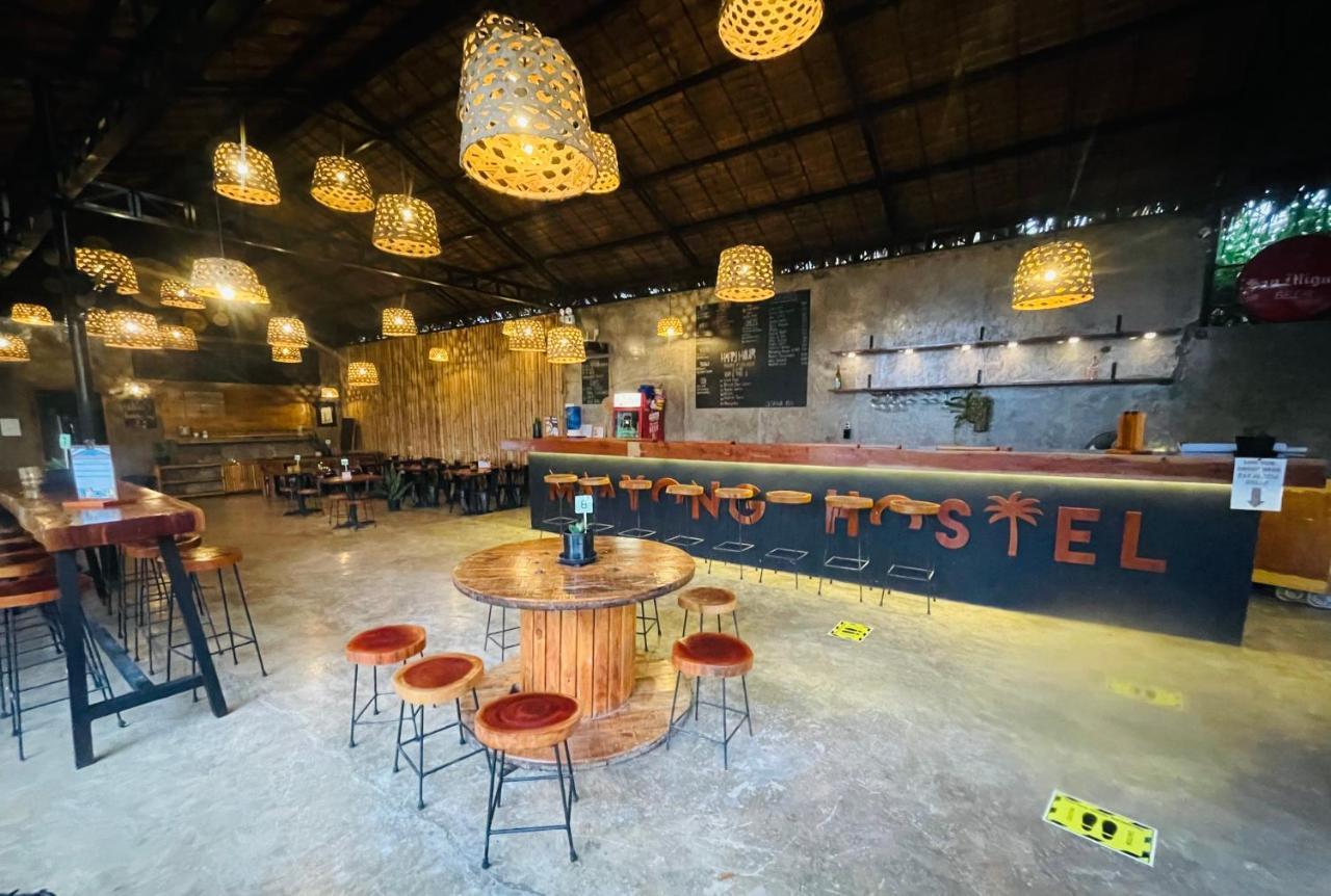 Maayong Hostel (Adults Only) Moalboal Bagian luar foto