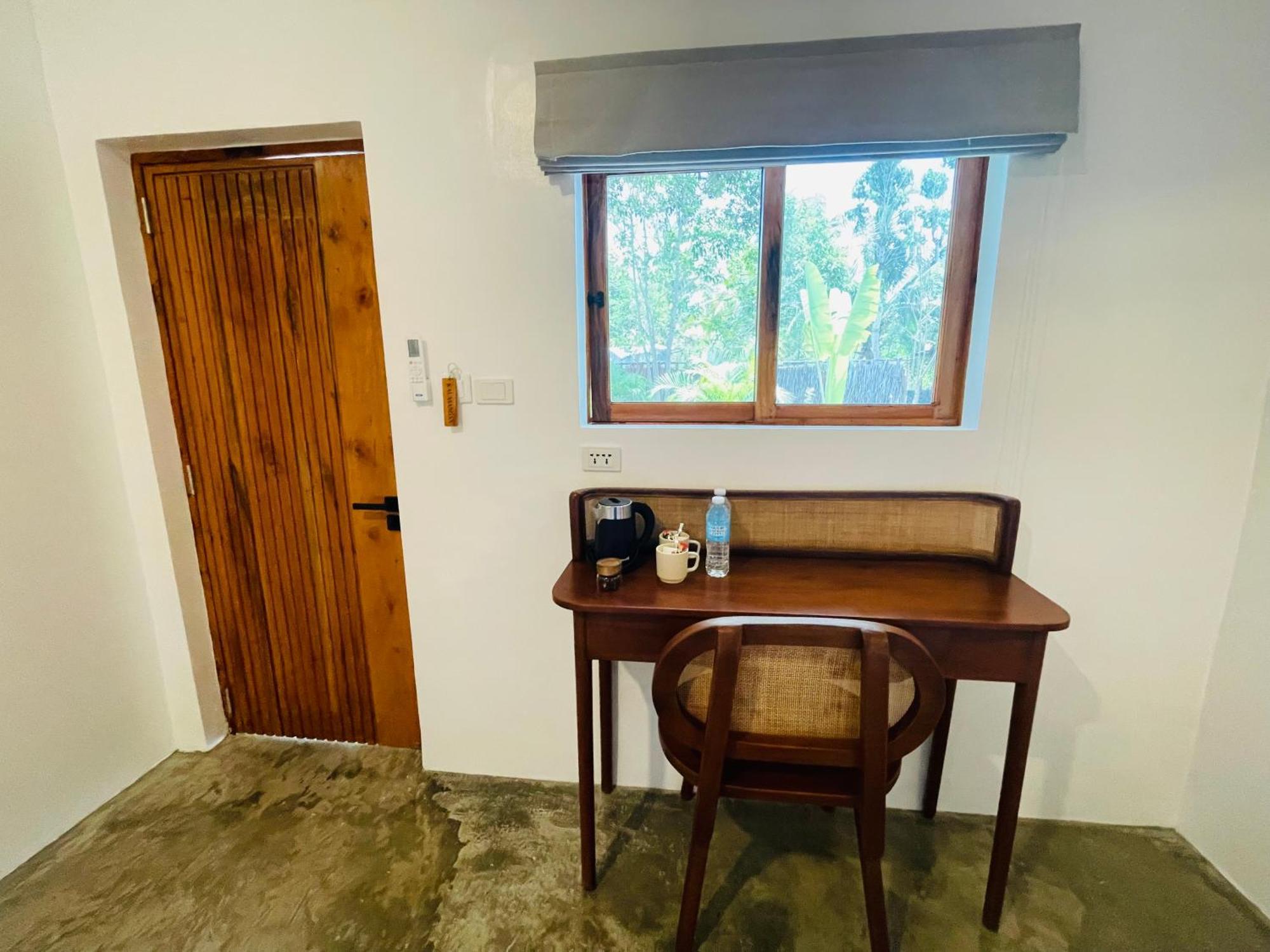 Maayong Hostel (Adults Only) Moalboal Bagian luar foto