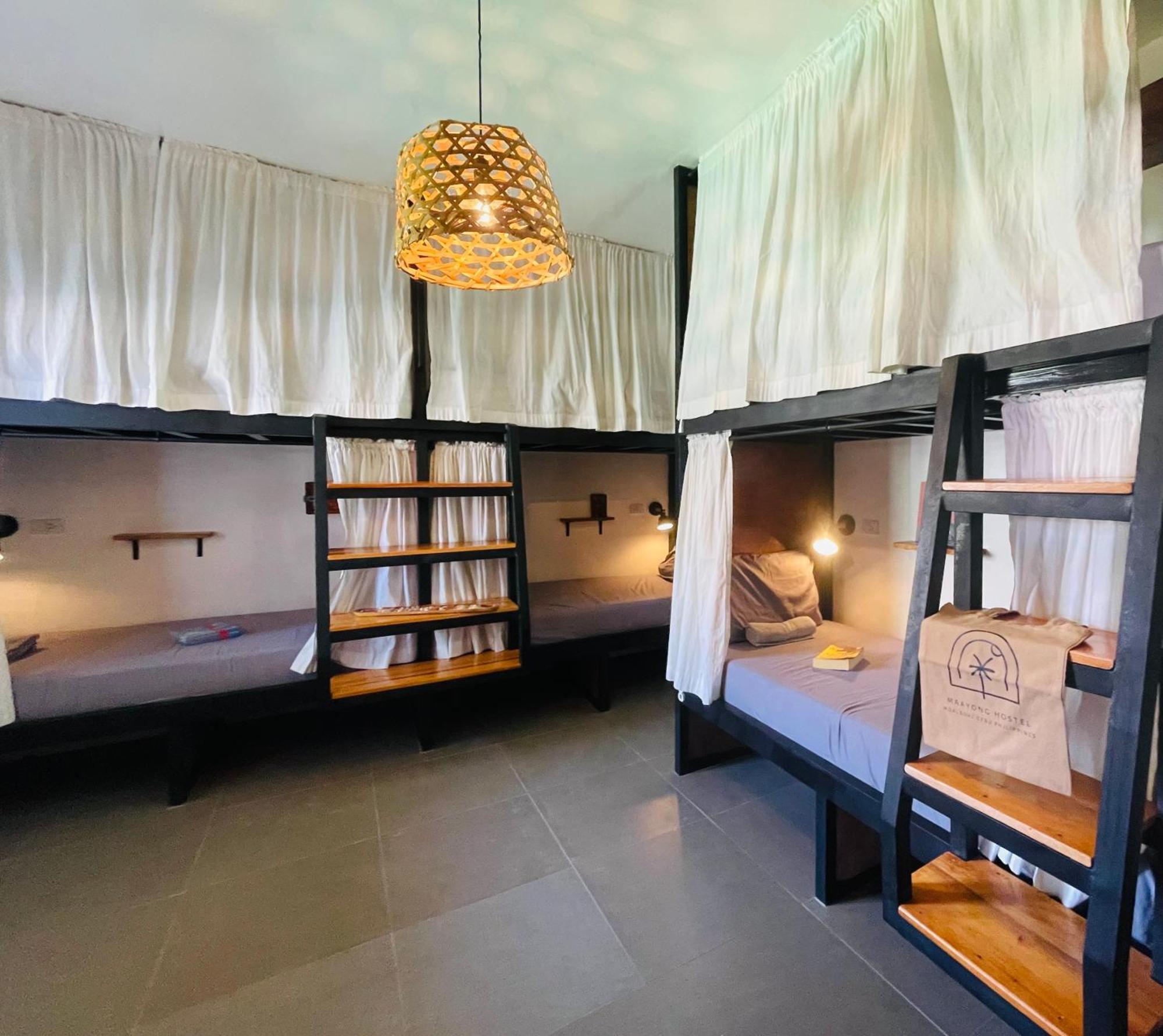 Maayong Hostel (Adults Only) Moalboal Bagian luar foto