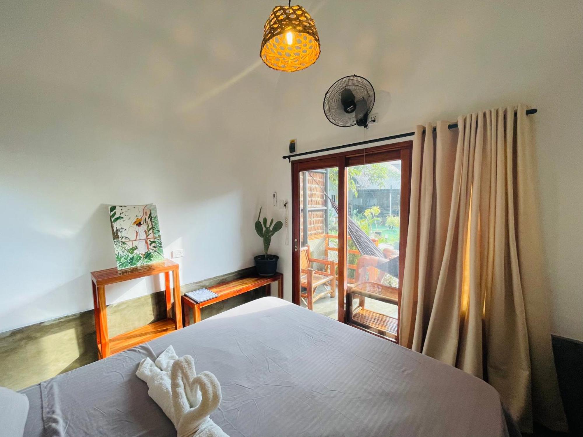 Maayong Hostel (Adults Only) Moalboal Bagian luar foto